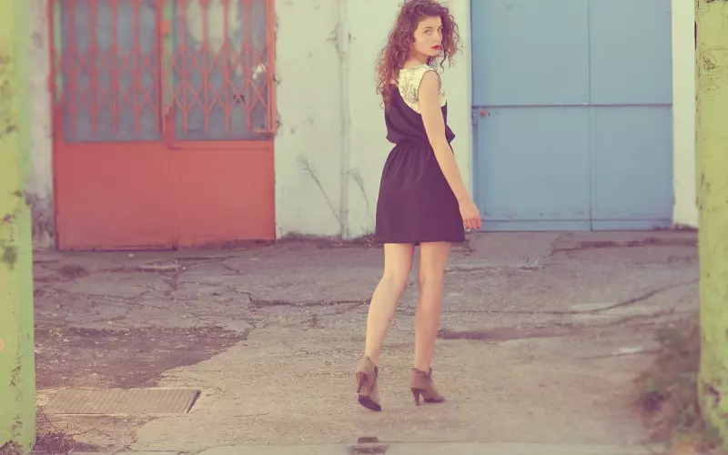 如何挽回爱情呢？挽回女友？不知道怎么回事，你们走着走着就散了。