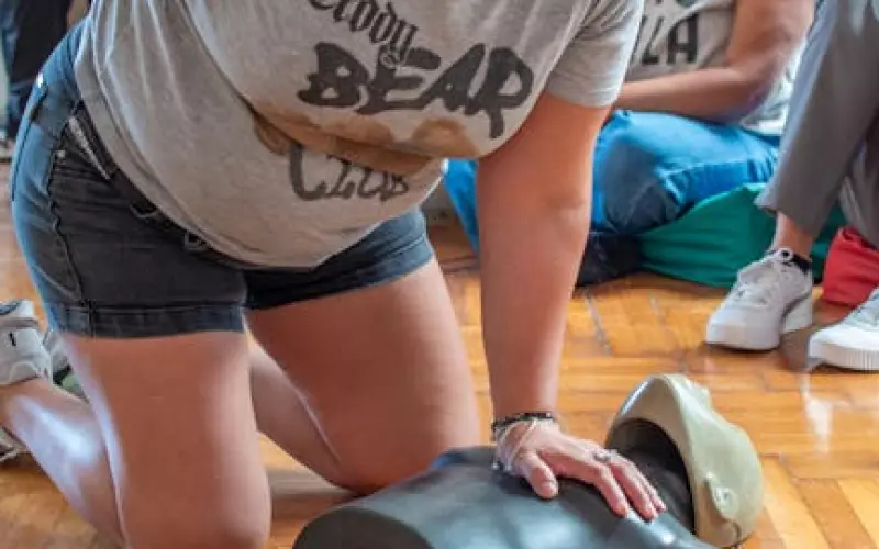 小三主动开战原配该怎么挽救婚姻(从这些方面出发沟通才能挽救婚姻)