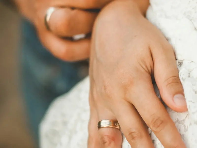 怎么挽回婚姻：一时冲动离婚了，该怎么挽回婚姻，拯救家庭呢？