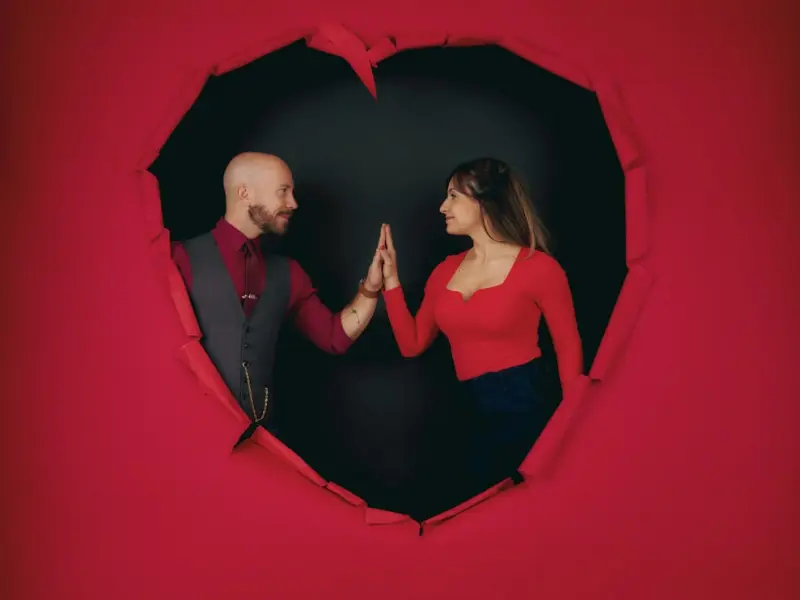 怎样挽回婚姻，面对出轨的婚姻，你该如何挽回丈夫的心