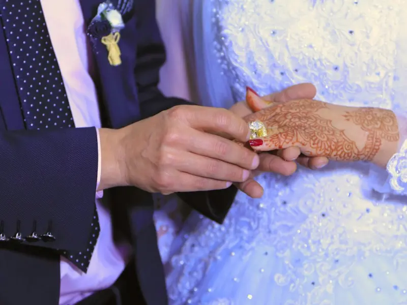 如何挽回婚姻，怎么拯救出轨的老公，教你挽回婚姻有效的方法