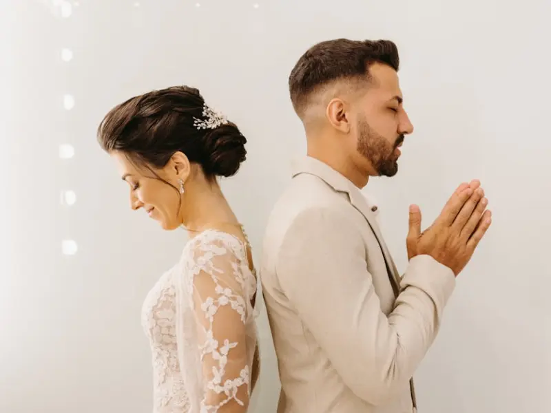 发现老公出轨怎么挽回婚姻，宜先冷静，运用正确的方法挽回婚姻