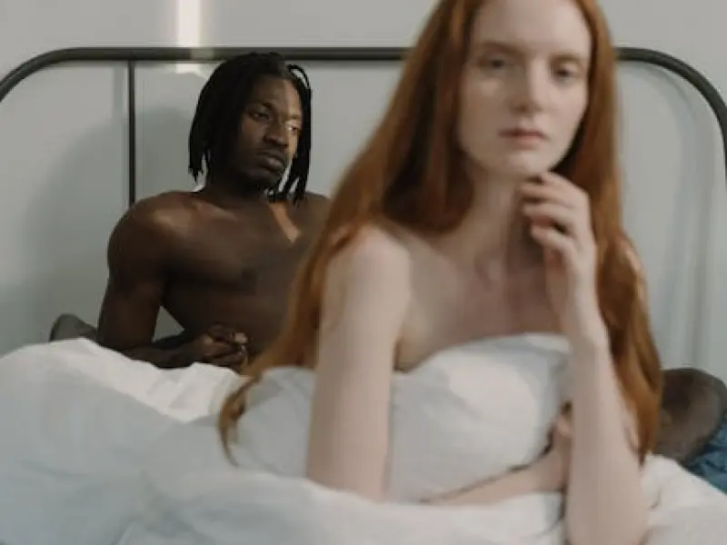 如何挽回婚姻，怎么做才能让出轨的老公回心转意呢？