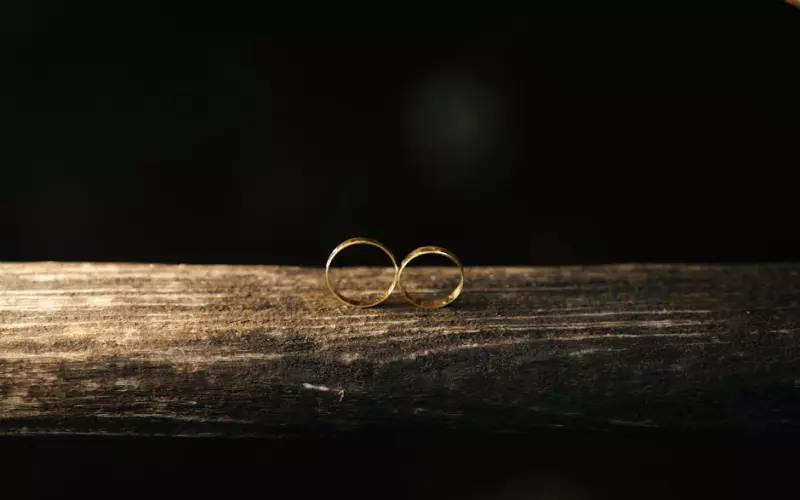 离婚了该怎么挽回婚姻(离婚了如何挽回婚姻技巧)