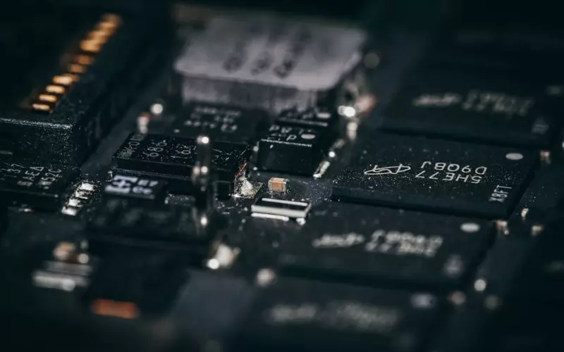 离婚边缘如何挽救婚姻挽回爱(男人如何挽回婚姻的方法)