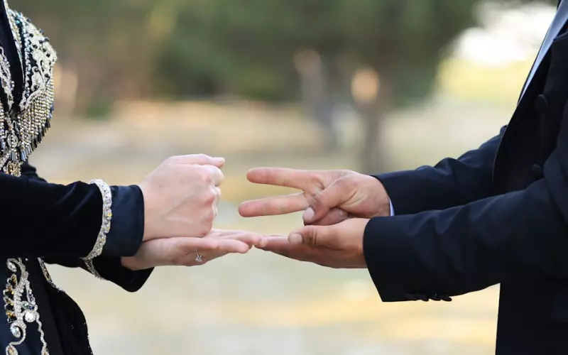 如果要离婚怎么挽回老婆的婚姻(如何挽回要离婚的老婆有几个步骤)