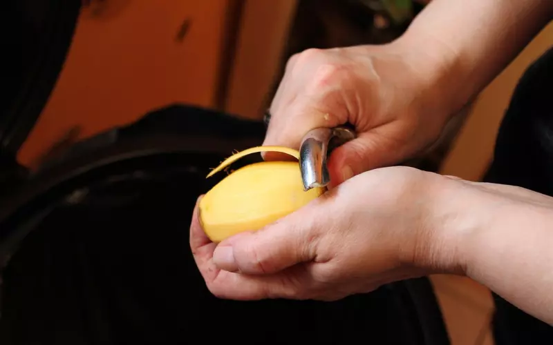 过年去对象家里，如何把未来婆婆伺候到位？