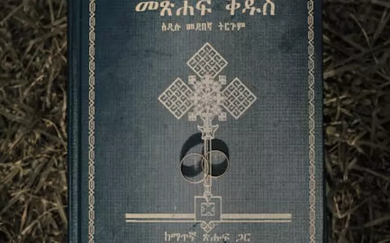 当婚姻遭遇危机时如何解决(婚姻危机一般怎么修复)