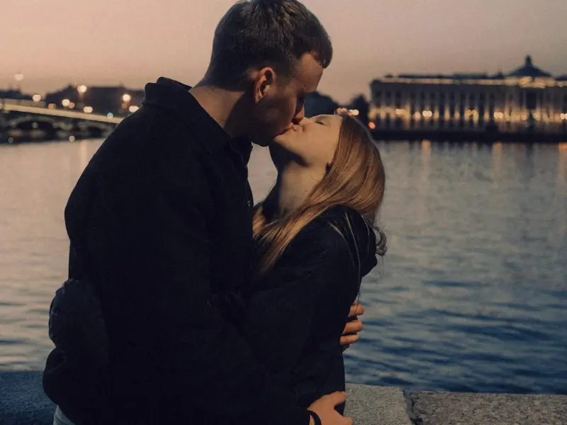 成功挽回男友的方法：男友不爱了该怎么做？挽回爱情需要很大的勇气