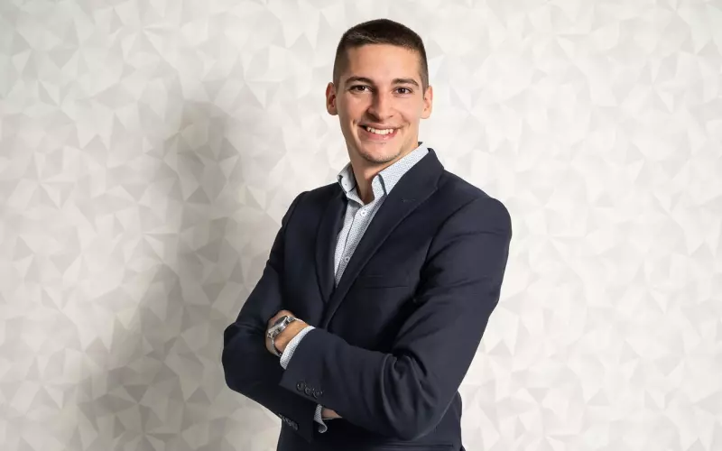 面对久别重逢的分手前男友，该如何成功挽回男友