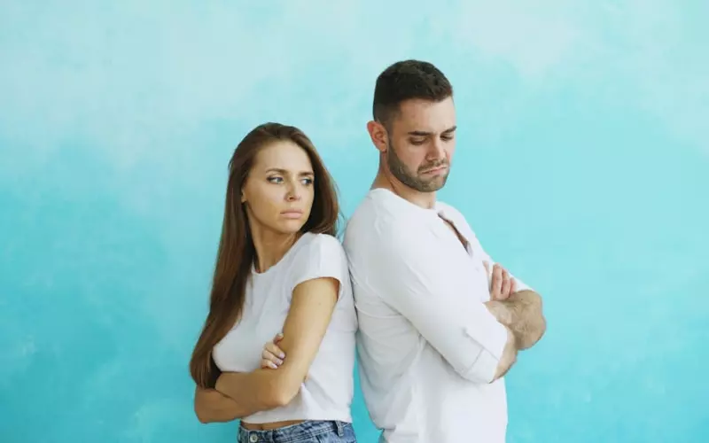 如何委婉的跟前任说和好，这样做能让前男友主动复合