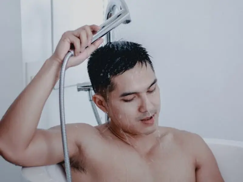 如何通过男人的洗手间看出「他舍不舍得给你投资」？