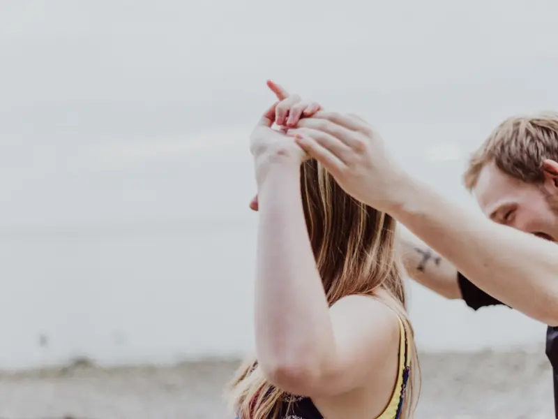 如何利用二次吸引法来挽回爱人