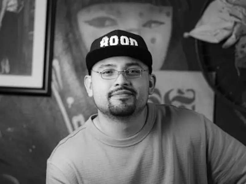 分手后挽回摩羯座男:最新套路还是有用的