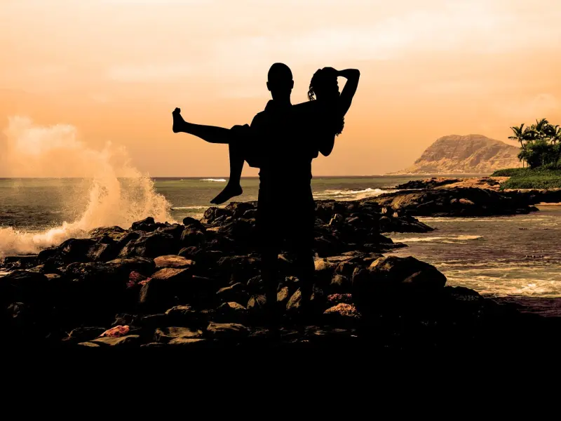 出轨的老公怎么挽回：老公出轨，该如何分离小三，挽回老公