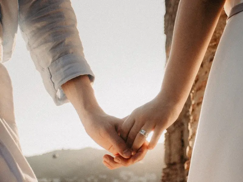 出轨的老公怎么挽回：老公出轨，该怎么挽回老公的心，分离小三