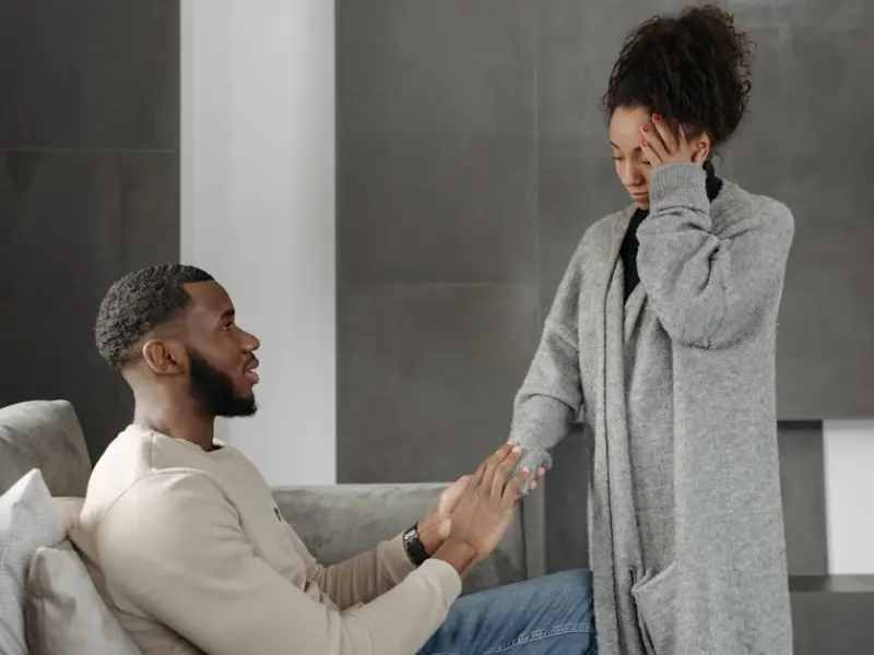 怎么挽回出轨的老公：老公出轨，应该原谅吗？