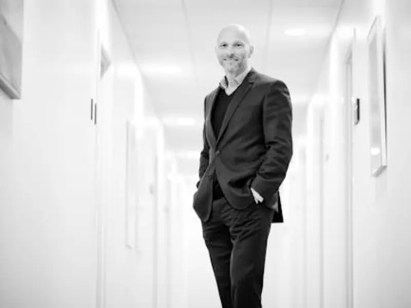 变心的老公怎么挽回：老公爱上了别人，还有挽回的必要吗？