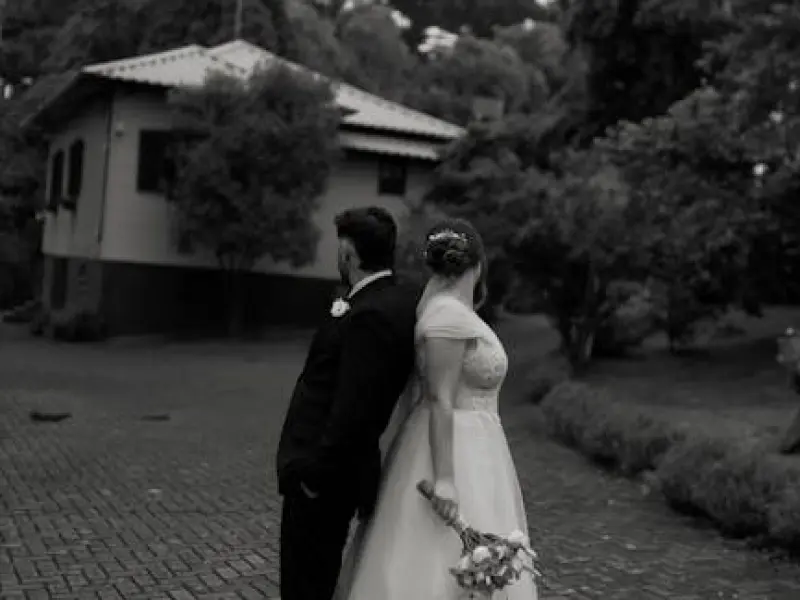 死心的老公怎么挽回：老公说不爱了累了要离婚，该怎么挽回老公的心