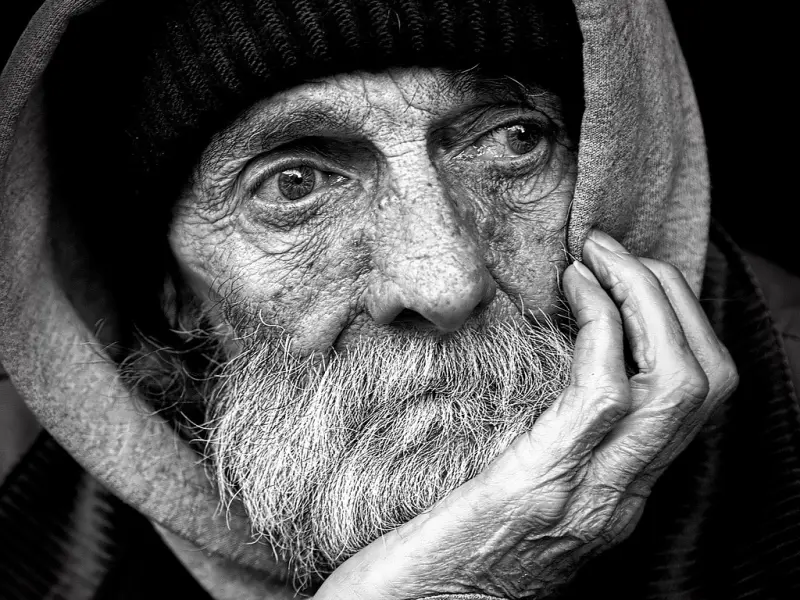 如何挽回想要离婚的老公：老老公说不爱了，该怎么挽回一个不爱的人