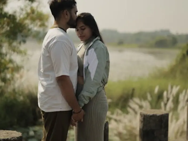 怎么挽回狮子座前男朋友呢？让自己的魅力不断的增加，让他舍不得你走