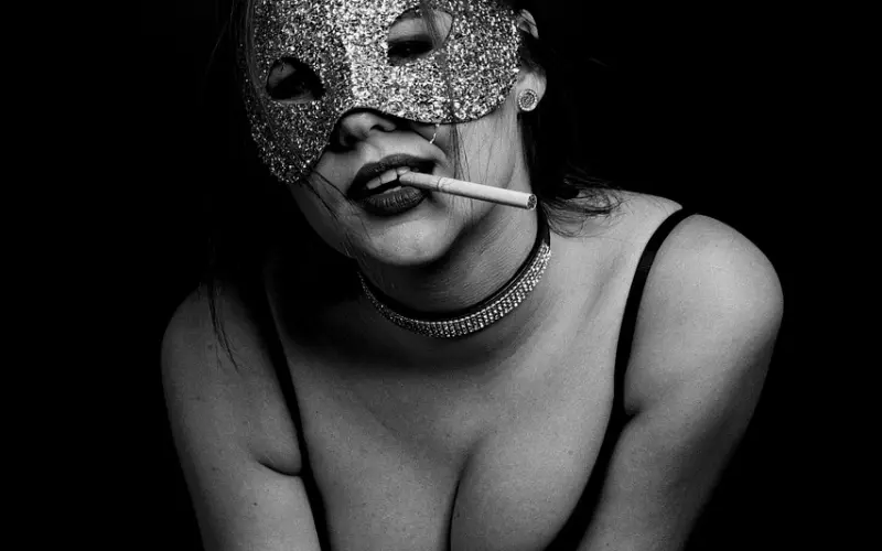 怎么挽回异地恋男友：异地恋分手之后被拉黑，还有挽回的希望吗？