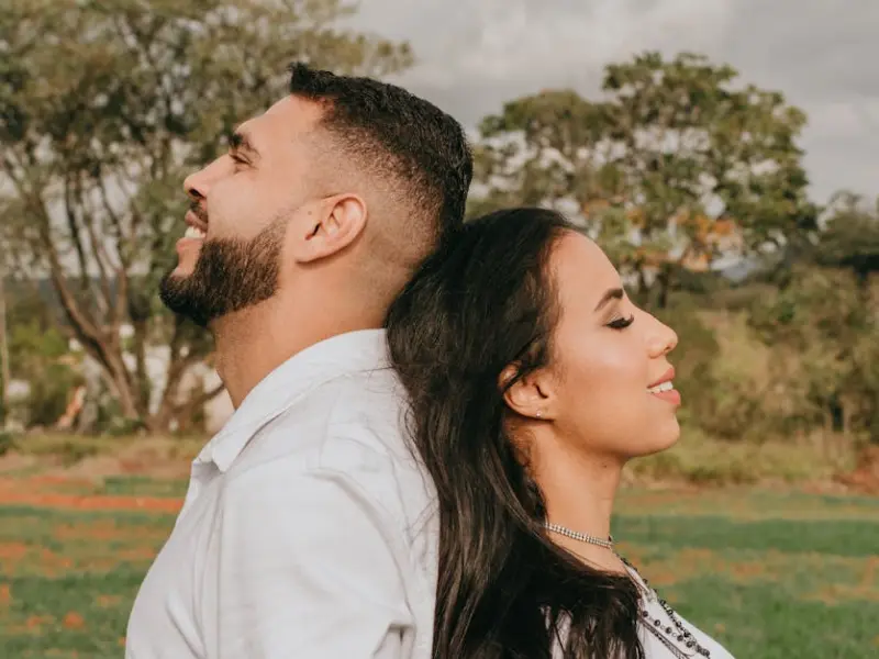 怎么挽回一个男人：这几个是天蝎男想复合的表现