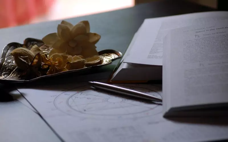 怎么挽回天蝎座男友？天蝎能挽回吗?天蝎座其实也是一个蛮感性的星座