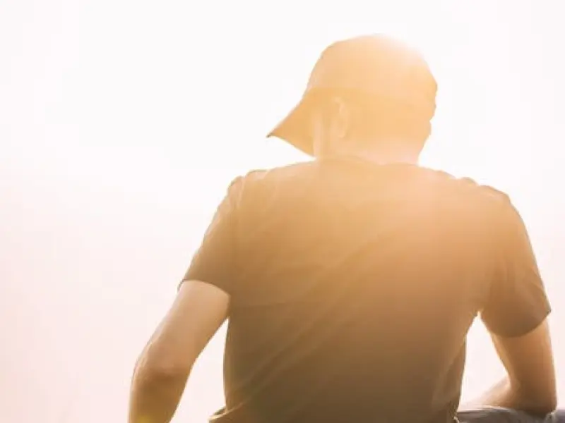 如何挽回男朋友的心？真实的爱，是接纳，并不是承受