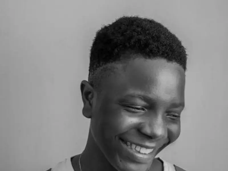 怎么挽回男友感情：男友喜欢上别人，该怎么挽回男友的心