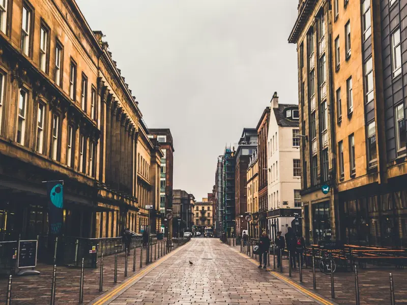 分手之后如何挽回男友：异地男友分手的态度很坚决，想要挽回他应该怎么做呢？