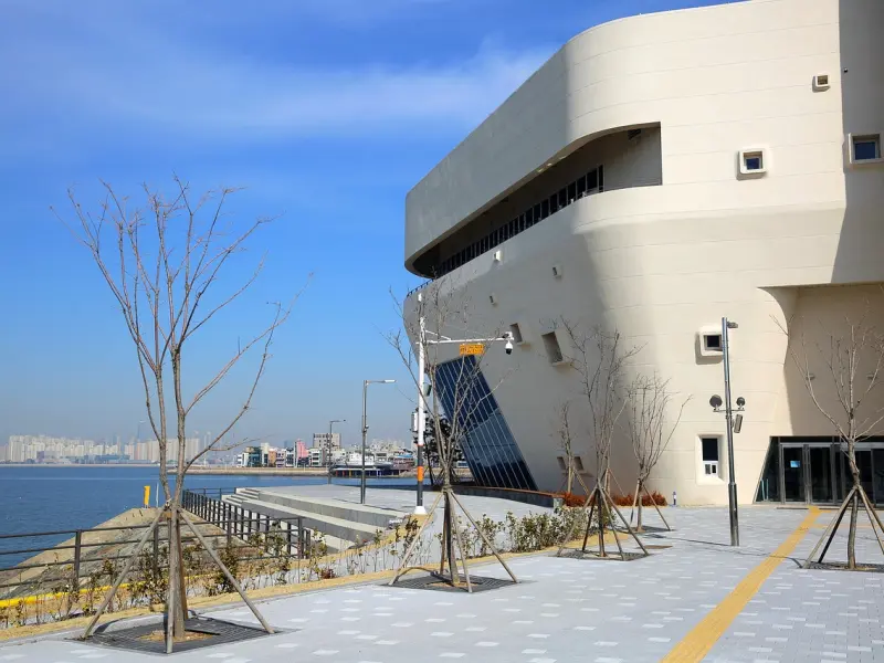 怎么挽回男友：分手后男友还爱你的表现，挽回男友该怎么做？