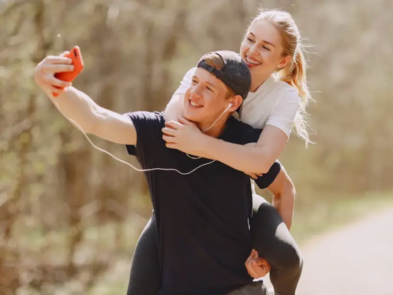 怎么挽回男友：学会这三招，让坚决分手的男友主动找你复合