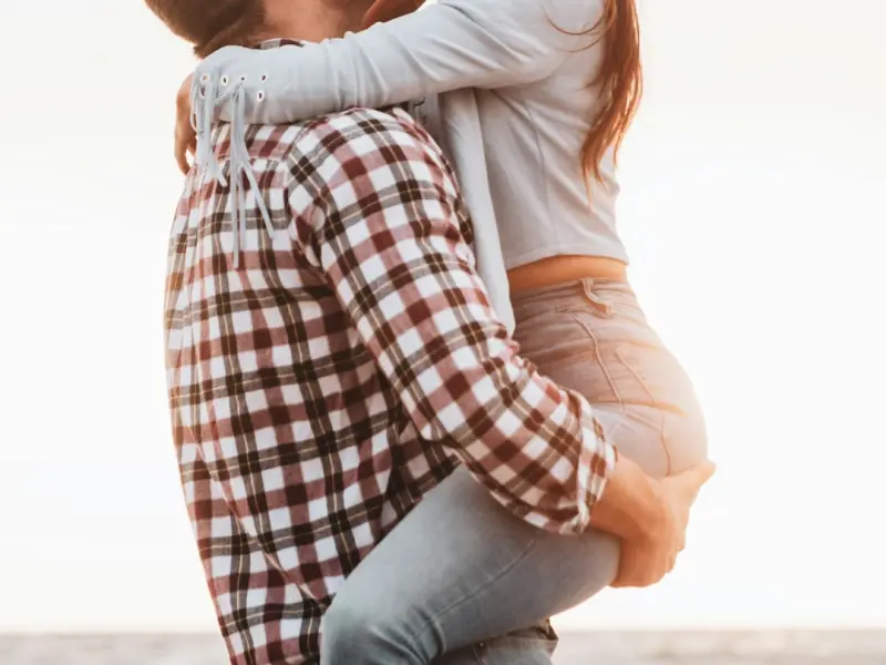 怎么挽回男友：分手后挽回男友试试这几个方法，挽回成功率高达92.7%