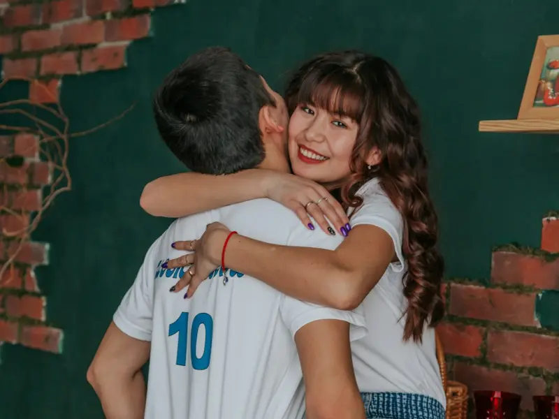 怎么挽回男友：学会这三招，挽回不爱你的男友