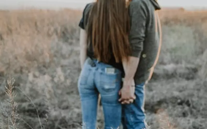 怎么挽回男友，挽回男友该怎么做，三个方法教你快速挽回