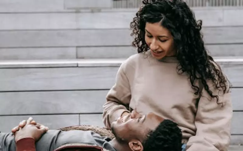 挽回男友的方法，一步步让男友后悔跟你分手