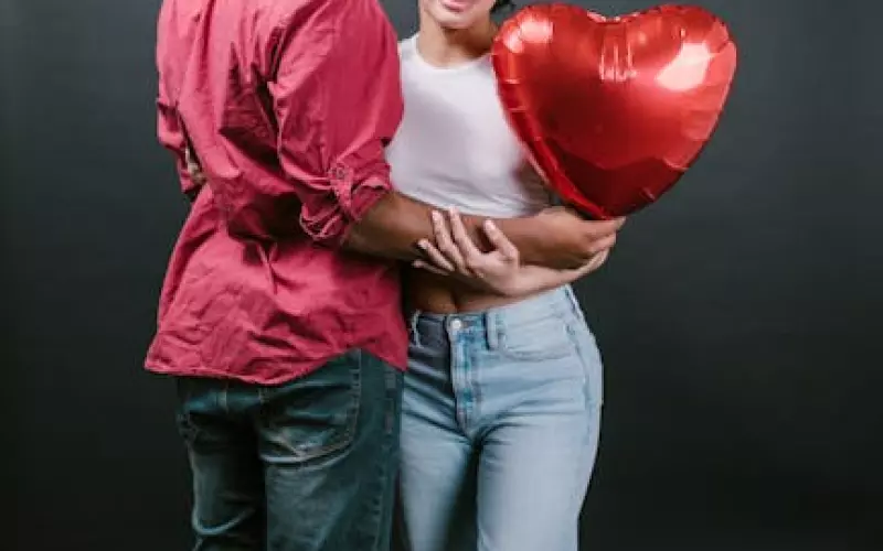 怎么样能挽回男友的心,以下几招教你解决