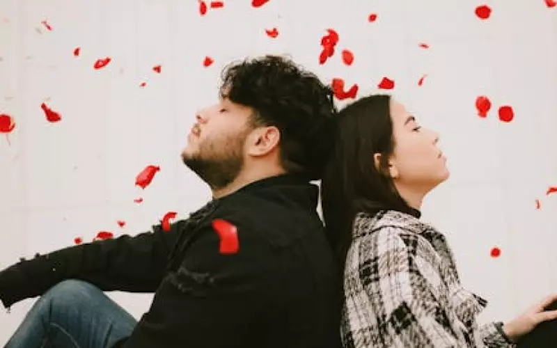 失恋怎么挽回前任(失恋了怎么挽回前任的心)