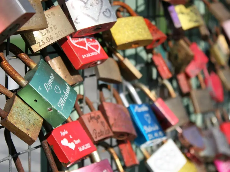 如何挽回前男友：挽回双子座男友，前提是更需要爱自己