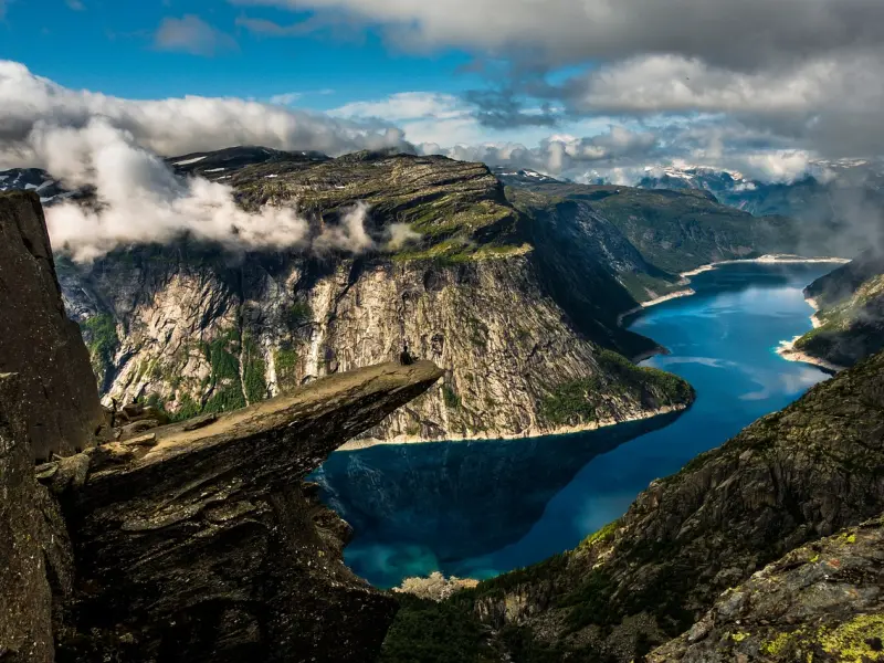 怎么样挽回前男友之巨蟹座男分手后还会回头吗