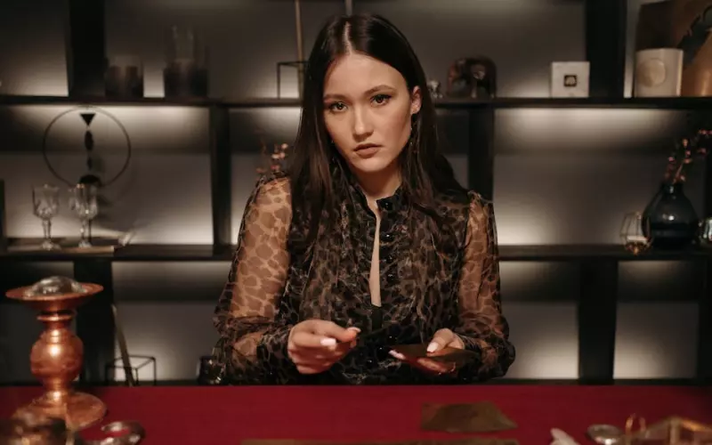 怎么挽回前男友，教如何你重新吸引让他联系你