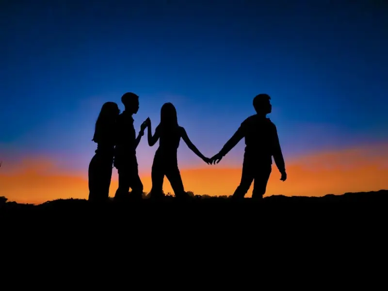 怎么挽回前女友：女友坚决分手，挽回女友的方法都有哪些？