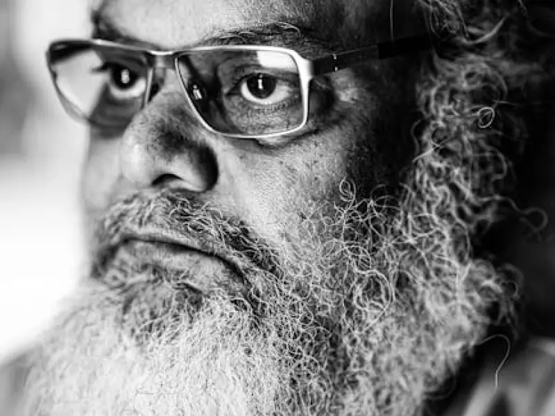 怎样去挽回女友：女人提分手男友该如何挽回呢？分手后成功挽回女友的方法和技巧