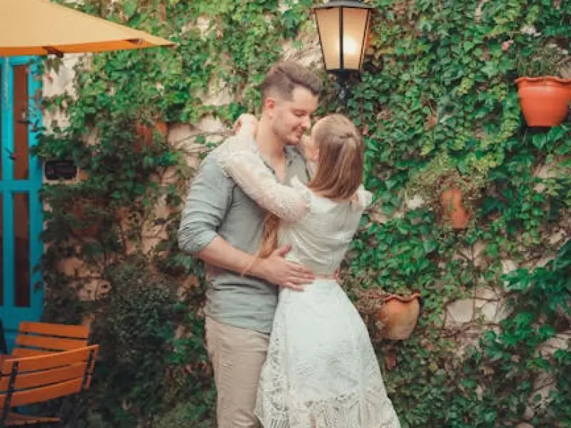 挽回女朋友的方法，挽回必看，教你正确挽回感情方法