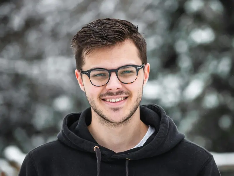 如何挽回女友，分手被拉黑如何挽回女友的心呢