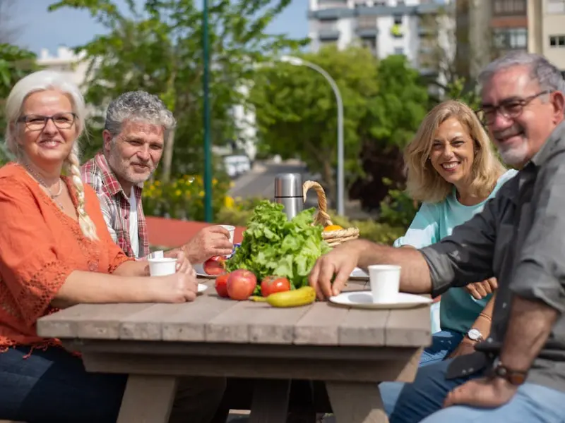 该如何挽回女友的心？不管你是否承认，正视分手的事实