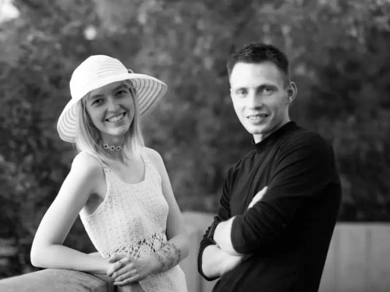 怎么挽回女友的方法：跟女友的感情遭到父母的反对，该怎么挽回