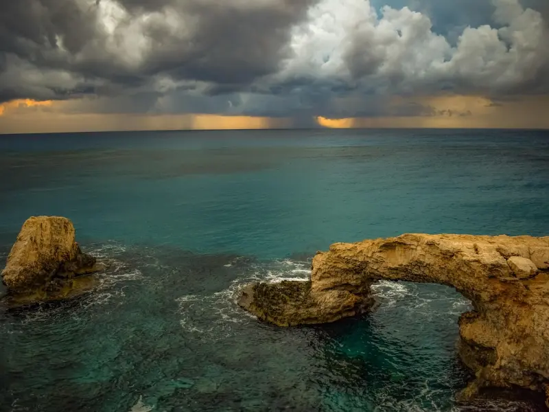 怎么挽回女友：女友坚决要分手，该怎么挽回女友的爱