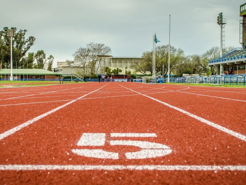 怎么挽回女友：面对女友提出的分手，该如何挽回呢？